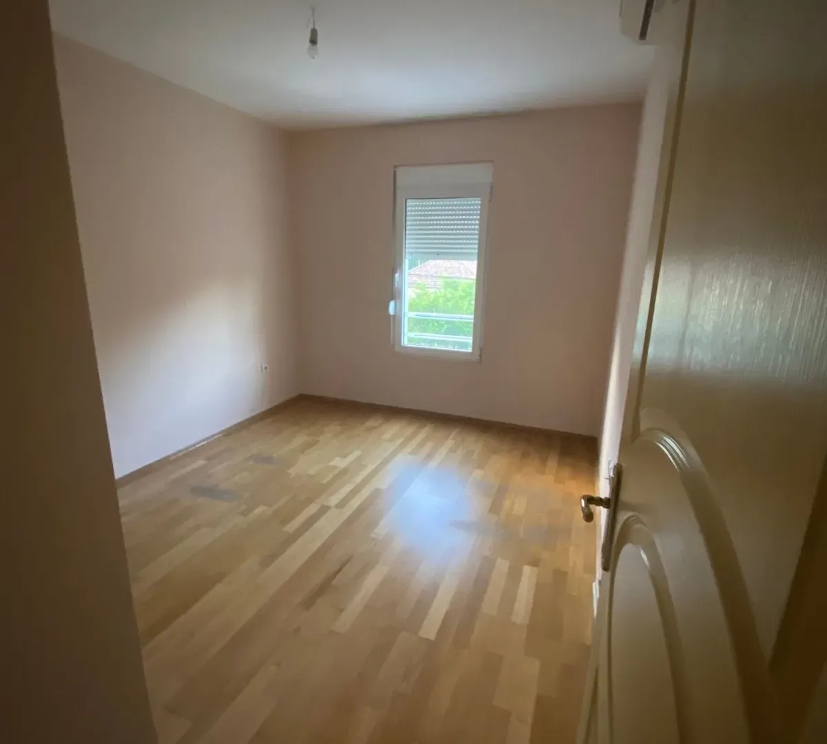 Rent, two bedroom apartment, 69m², Pobrežje, Podgorica
