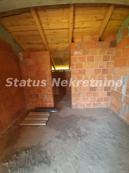 Sale, house, 300m², Ledinci, Petrovaradin