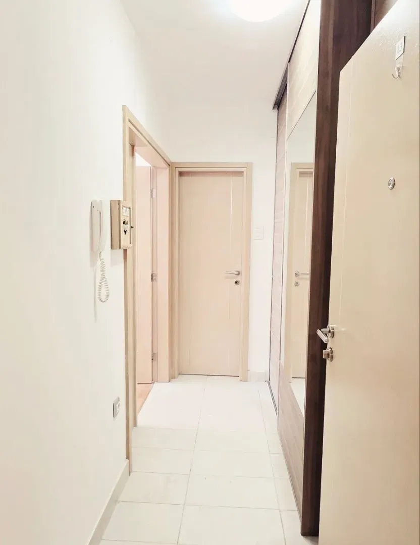 Izdavanje, jednosoban stan, 49m², Preko Morače, Podgorica