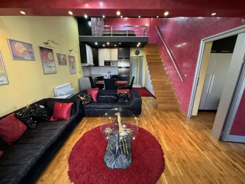 Prodaja, trosoban stan, 70m², Zemun Sve Podlokacije, Beograd