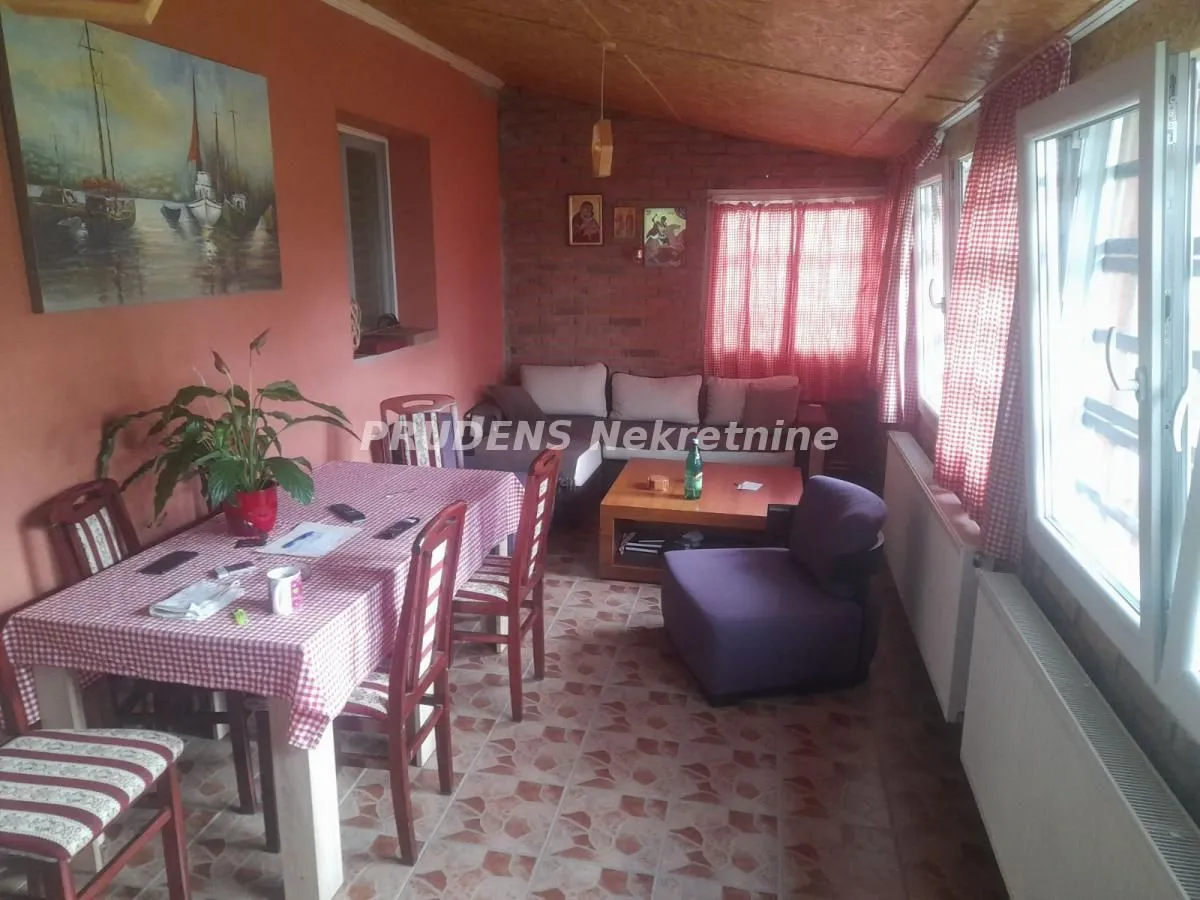 Sale, house, 90m², Deč, Pećinci