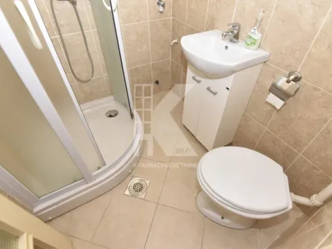 Rent, one bedroom apartment, 40m², Centar, Podgorica - image 8