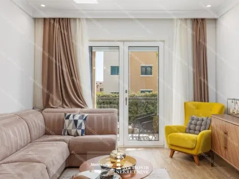 Sale, one bedroom apartment, 54m², Luštica Bay, Tivat - image 1