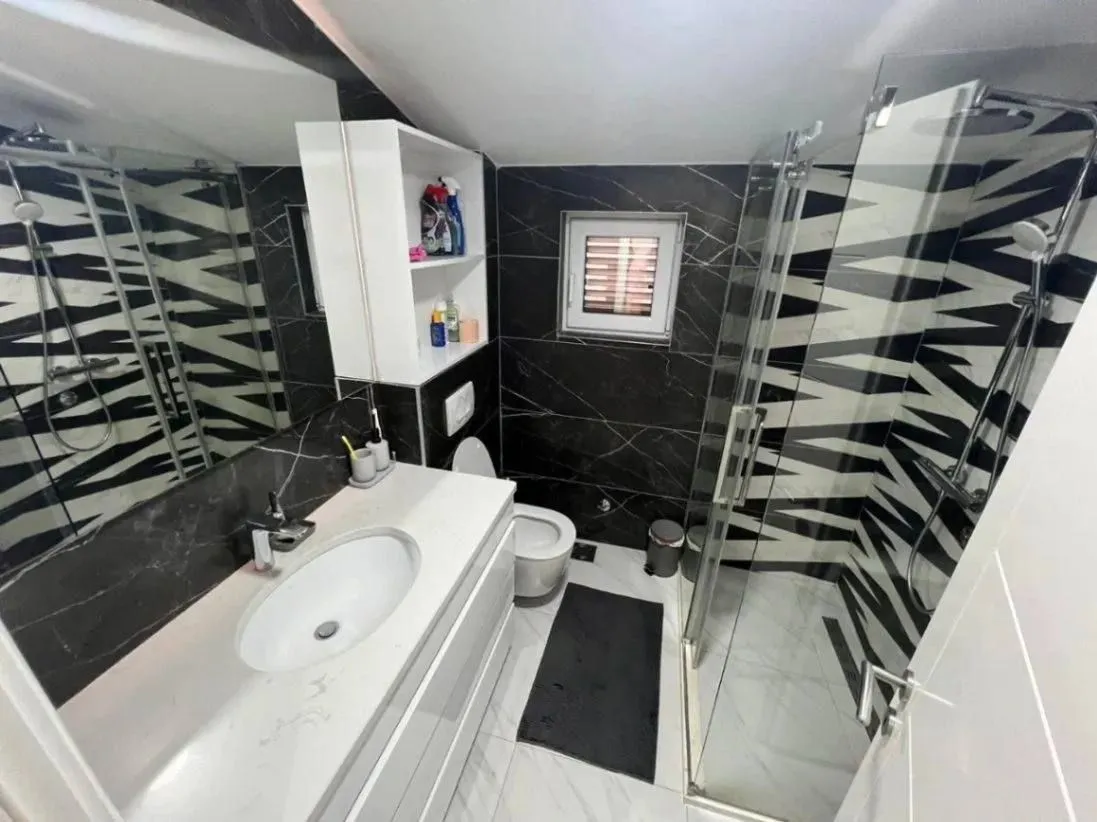 Rent, three bedroom apartment, 125m², Šušanj, Bar