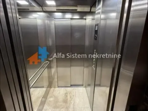 Rent, four bedroom apartment, 157m², Senjak, Beograd - image 13