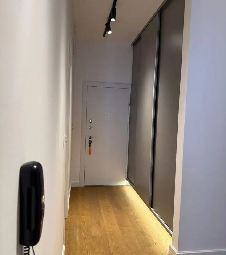 Prodaja, dvosoban stan, 77m², Centar, Bar