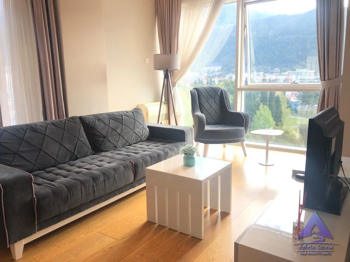 Sale, two bedroom apartment, 89m², Centar, Budva