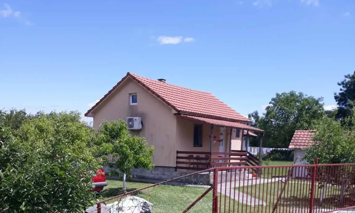Sale, house, 47m², Ćurilac, Danilovgrad