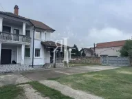 Izdavanje, kuća, 340m², Zemun Sve Podlokacije, Beograd - image 2