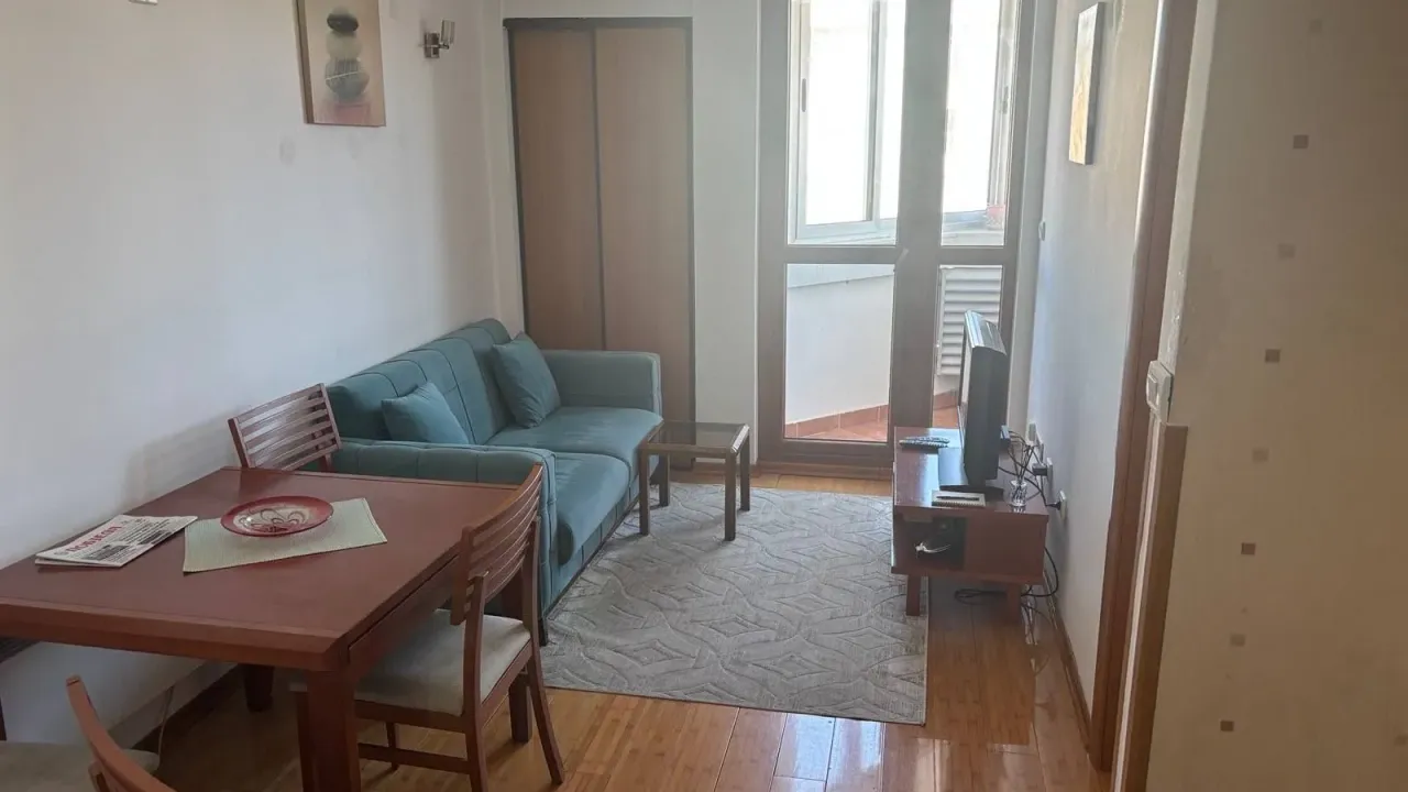 Izdavanje, jednosoban stan, 32m², Momišići, Podgorica