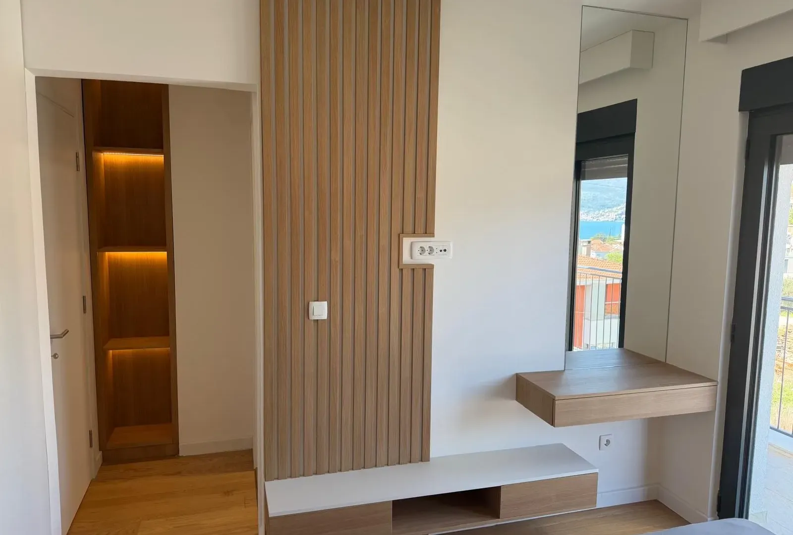 Prodaja, dvosoban stan, 106m², Bijela, Herceg Novi