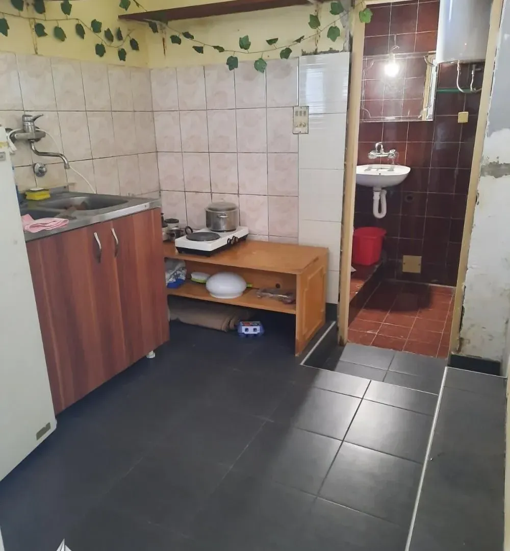 Prodaja, kuća, 246m², Zemun Sve Podlokacije, Beograd