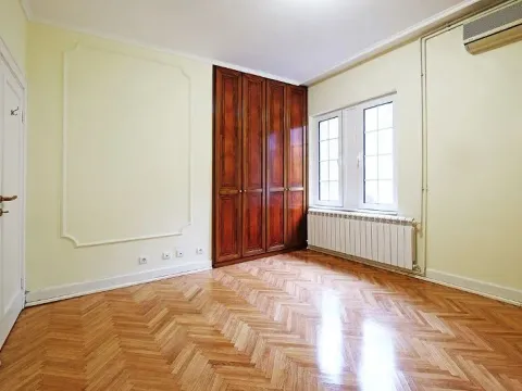 Izdavanje, kuća, 375m², Savski Venac, Beograd - image 3