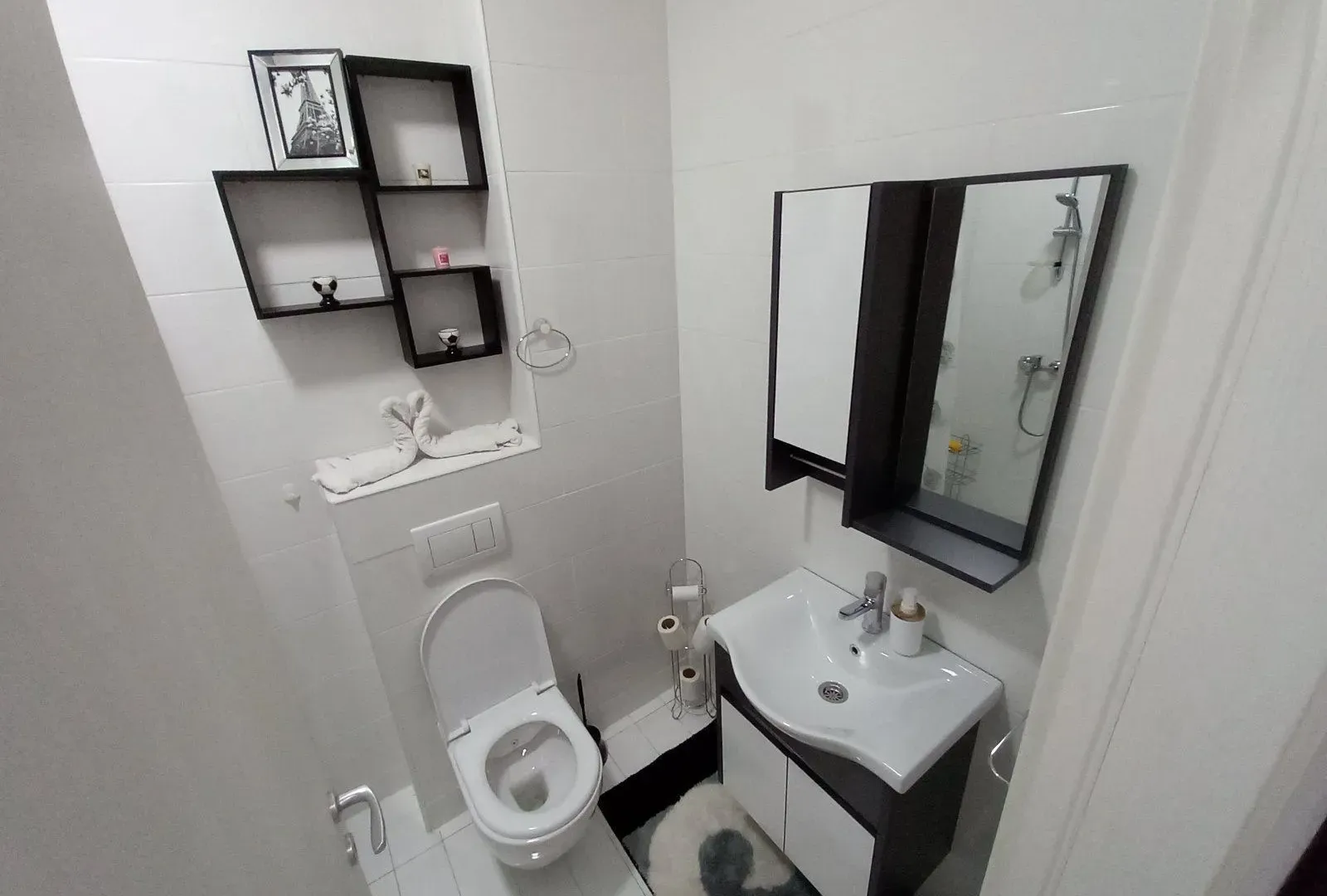 Izdavanje, jednosoban stan, 46m², Stari Aerodrom, Podgorica