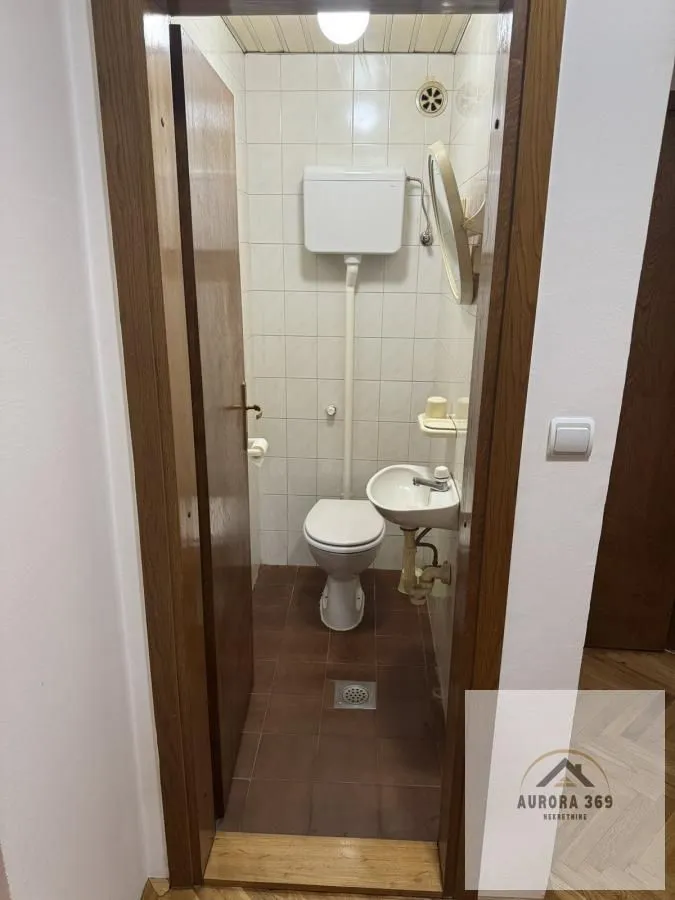 Prodaja, trosoban stan, 73m², Novo naselje, Novi Sad