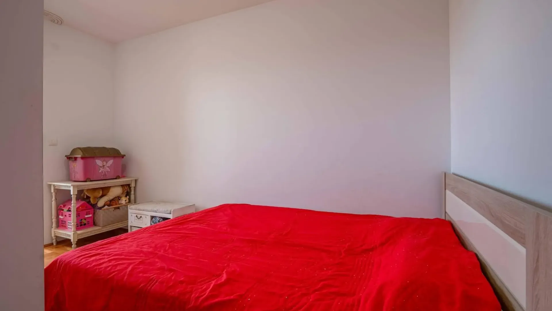 Prodaja, dvosoban stan, 69m², Centar, Bar
