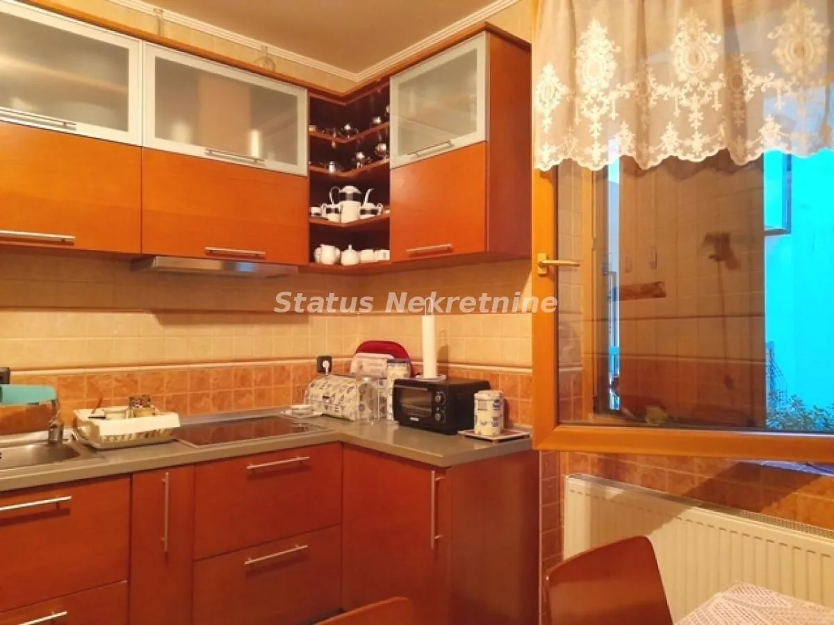 Prodaja, trosoban stan, 54m², Grbavica, Novi Sad Sve Podlokacije