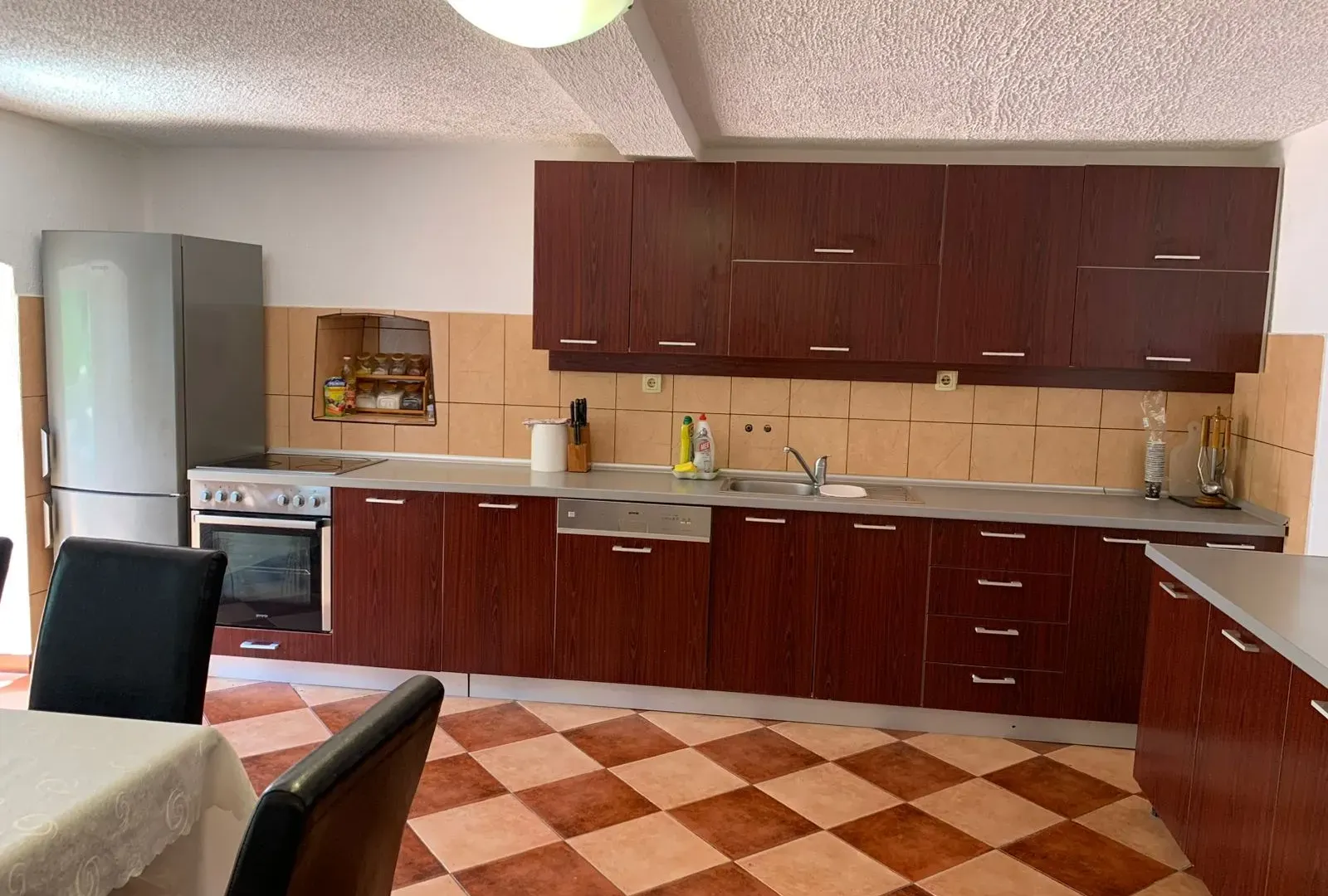 Sale, house, 300m², Reževići, Budva