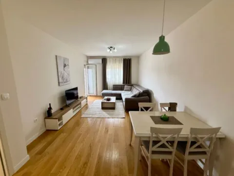 Rent, one bedroom apartment, 50m², Central Point, Podgorica - image 4