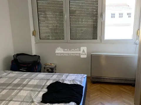 Sale, two bedroom apartment, 52m², Južni Bulevar, Vračar Sve Podlokacije - image 8