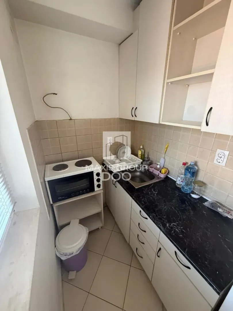 Izdavanje, dvosoban stan, 40m², Altina, Beograd