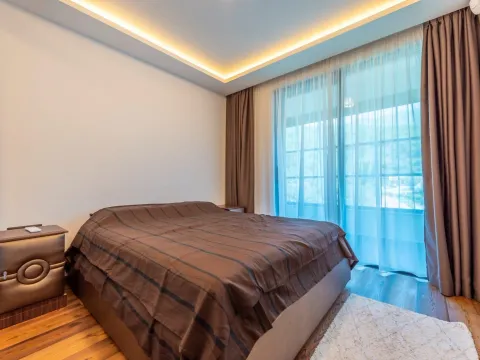 Sale, five bedroom apartment, 300m², Bečići, Budva - image 19