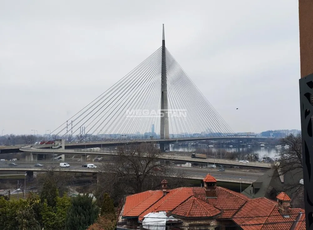 Izdavanje, četvorosoban stan, 173m², Savski Venac, Beograd