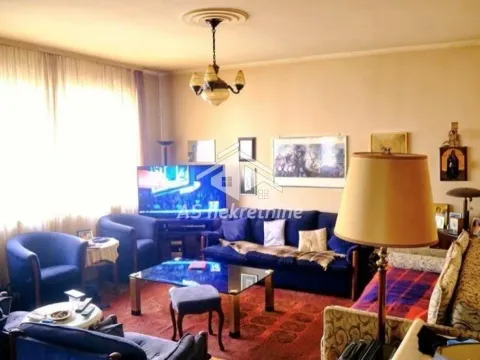 Sale, apartment, 68m², Kalenić Pijaca, Vračar Sve Podlokacije - image 2