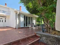 Izdavanje, kuća, 250m², Mareza, Podgorica - image 12