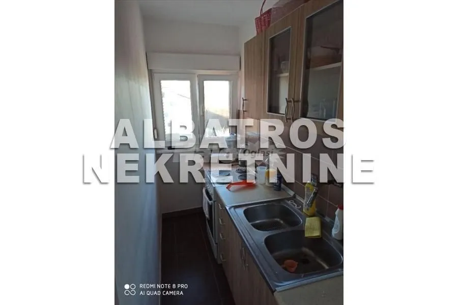 Izdavanje, dvosoban stan, 57m², Karaburma, Palilula Sve Podlokacije
