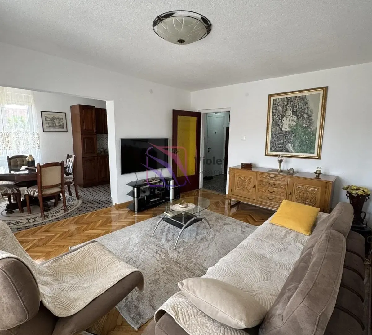 Izdavanje, dvosoban stan, 75m², Gornja Gorica, Podgorica