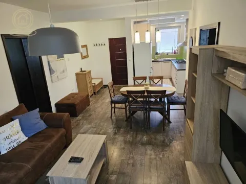 Izdavanje, dvosoban stan, 60m², Centar, Novi Sad - image 3