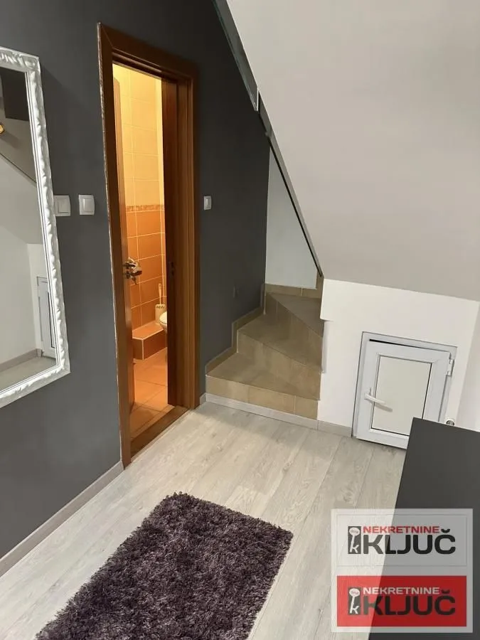 Prodaja, trosoban stan, 72m², Nova Detelinara, Novi Sad Sve Podlokacije