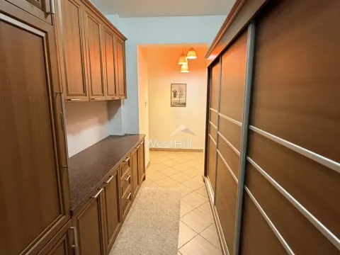 Prodaja, dvosoban stan, 78m², Risan, Kotor - image 5