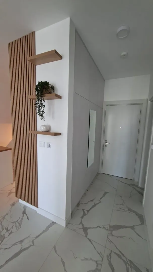 Rent, one bedroom apartment, 56m², Ilino, Bar