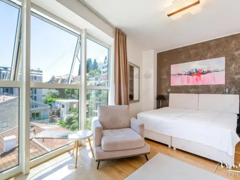 Prodaja, dvosoban stan, 75m², Budva, Crna Gora - image 19