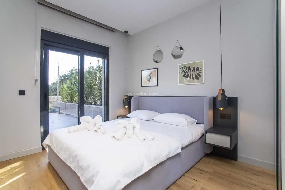 Prodaja, jednosoban stan, 125m², Donja Lastva, Tivat
