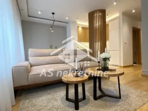 Rent, two bedroom apartment, 45m², Južni Bulevar, Vračar Sve Podlokacije - image 5