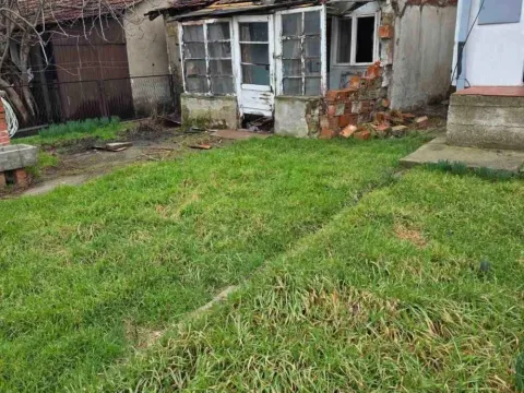 Prodaja, kuća, 41m², Karaburma, Palilula Sve Podlokacije - image 4