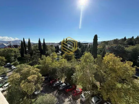 Izdavanje, jednosoban stan, 53m², Preko Morače, Podgorica - image 8