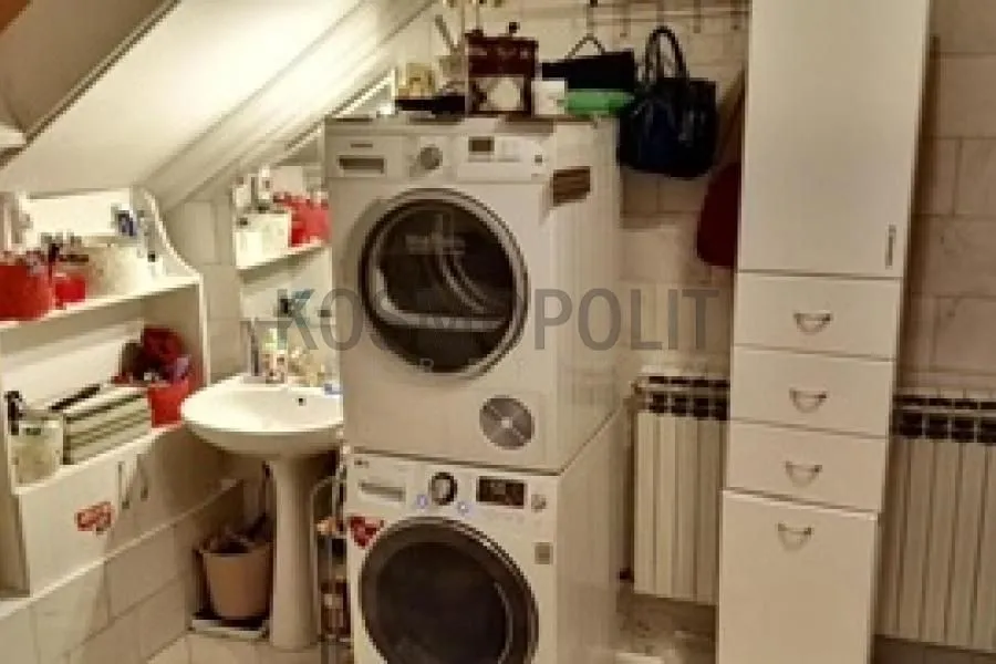 Sale, four bedroom apartment, 143m², Zemun Sve Podlokacije, Beograd