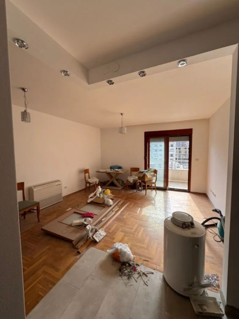 Prodaja, trosoban stan, 92m², Tuški Put, Podgorica