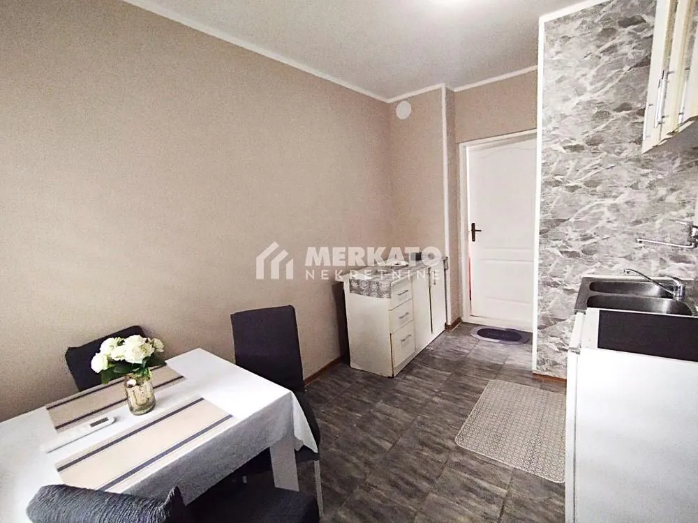Prodaja, jednosoban stan, 23m², Šumica, Zrenjanin
