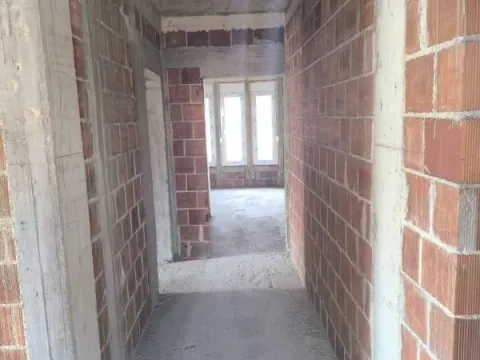 Sale, one bedroom apartment, 32m², Šušanj, Bar - image 2