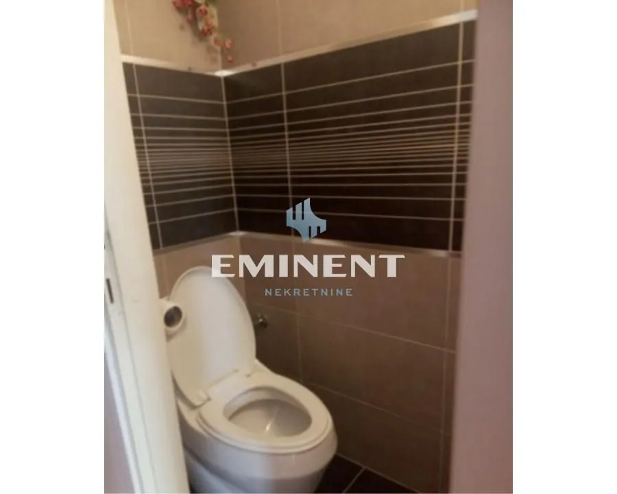 Izdavanje, trosoban stan, 73m², Novi Beograd Blok 23, Novi Beograd Sve Podlokacije