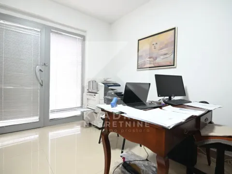 Poslovni prostor in Centar