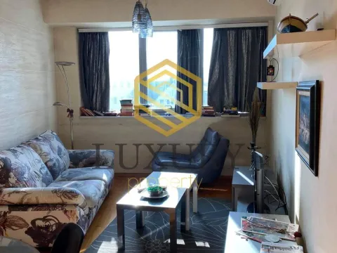 Izdavanje, jednosoban stan, 53m², Centar, Podgorica - image 8