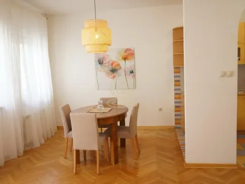 Rent, two bedroom apartment, 66m², Vračar Sve Podlokacije, Beograd - image 2