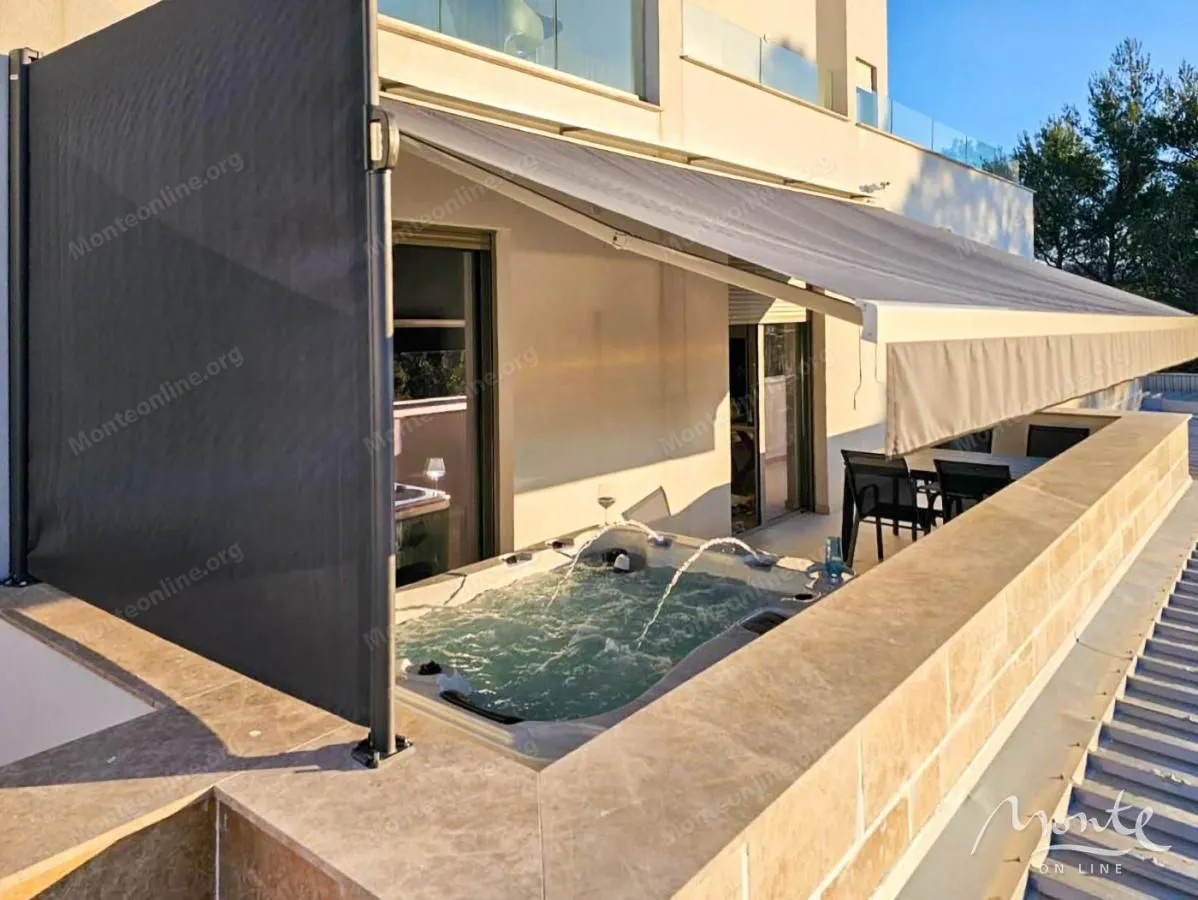 Prodaja, dvosoban stan, 90m², Tivat, Crna Gora