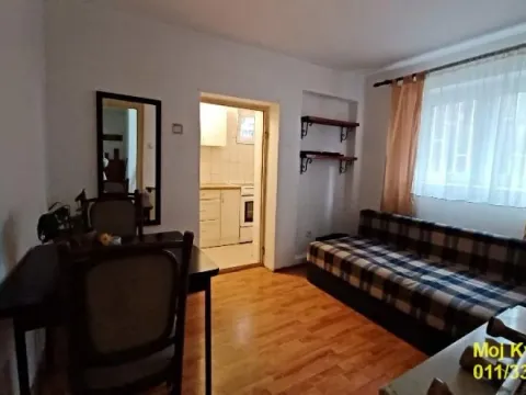 Izdavanje, dvosoban stan, 38m², Severni Bulevar, Zvezdara Sve Podlokacije - image 5